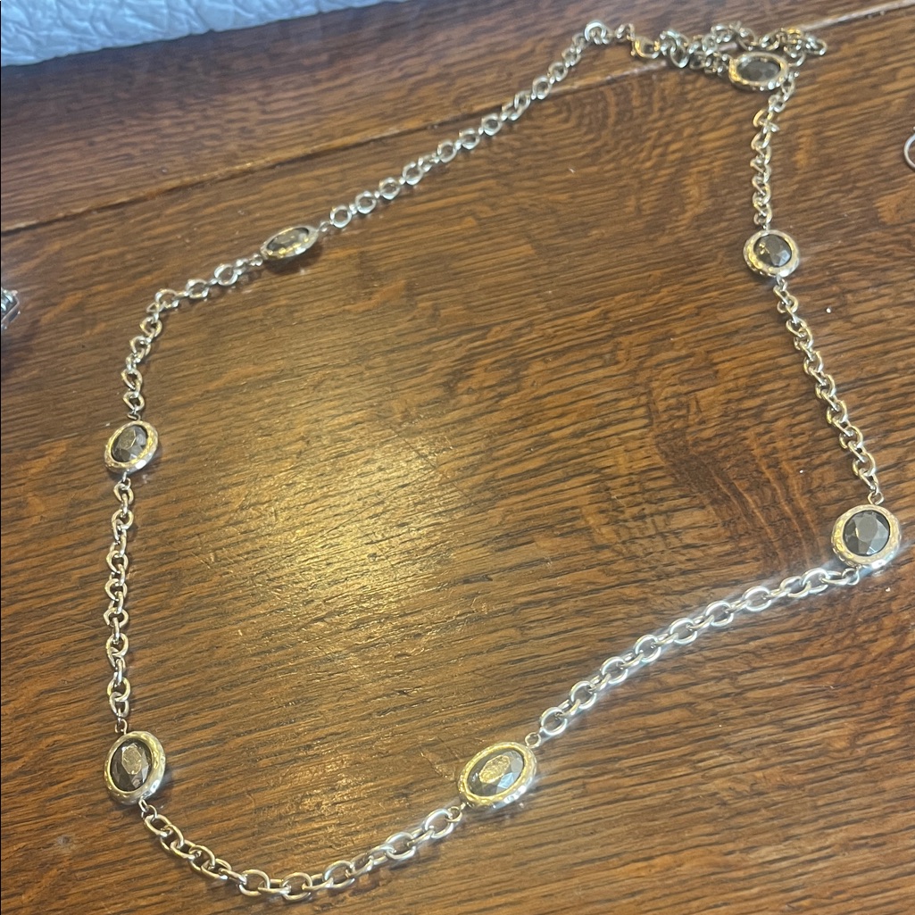Chic Gold Necklace With Oval Details 15$